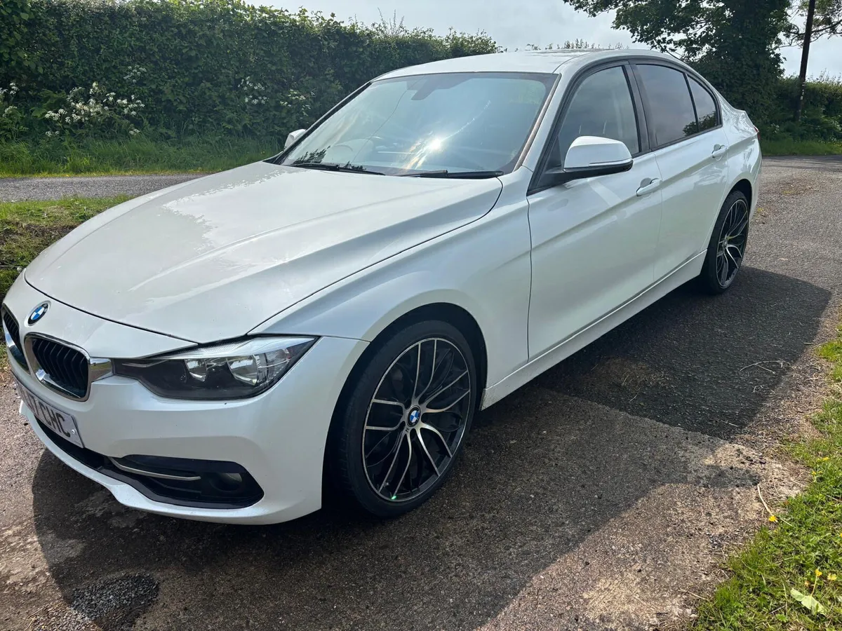 ‘17 BMW 316D Sport (LOW NOX) - Image 2