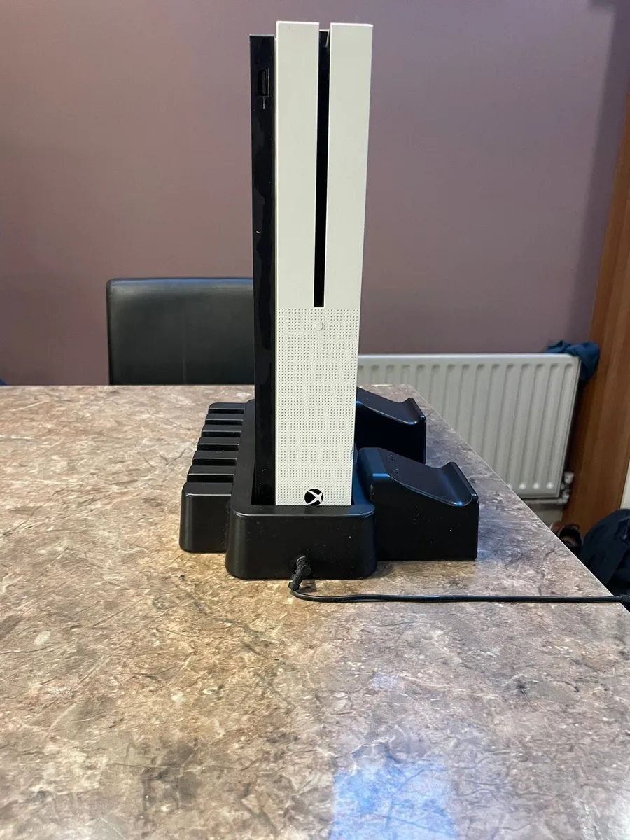 Xbox one S - Image 1