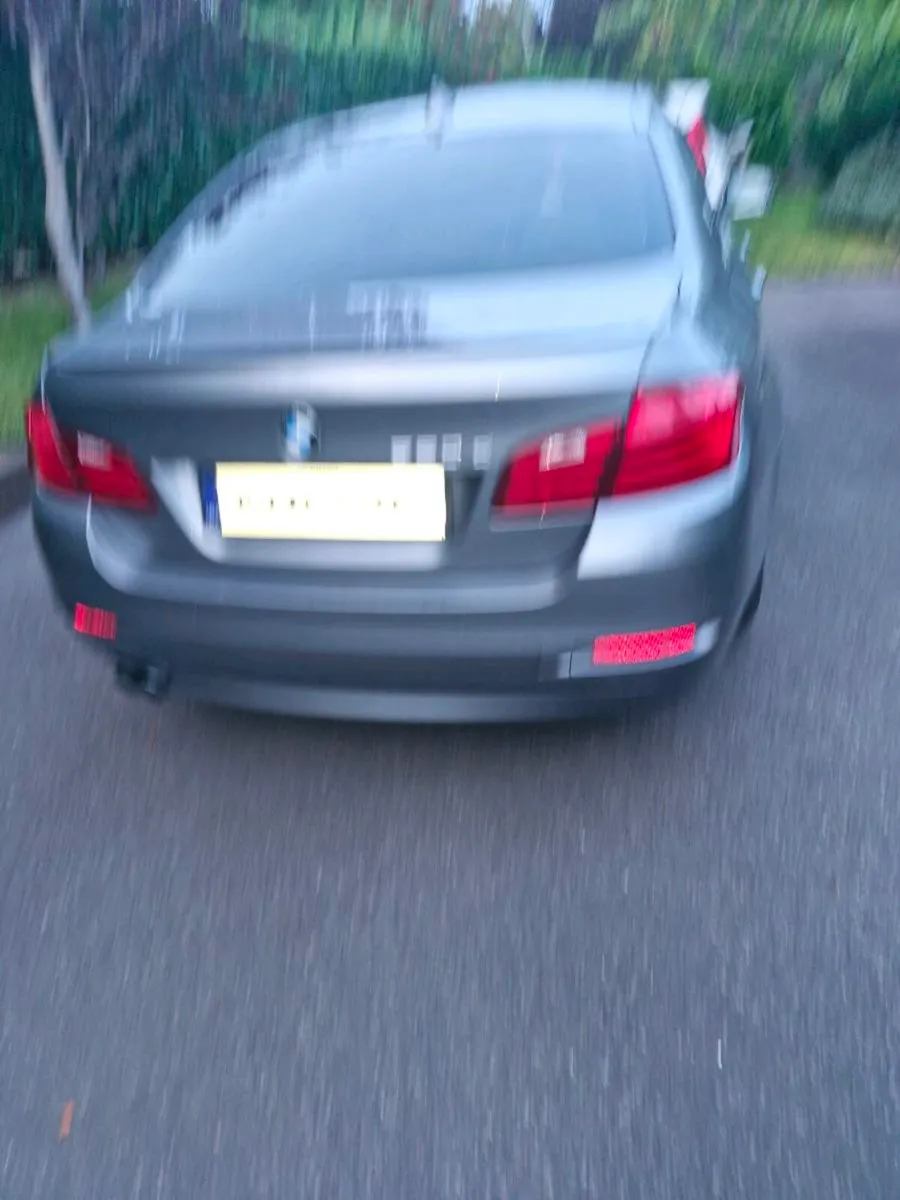 Bmw 520  f10  low km - Image 3