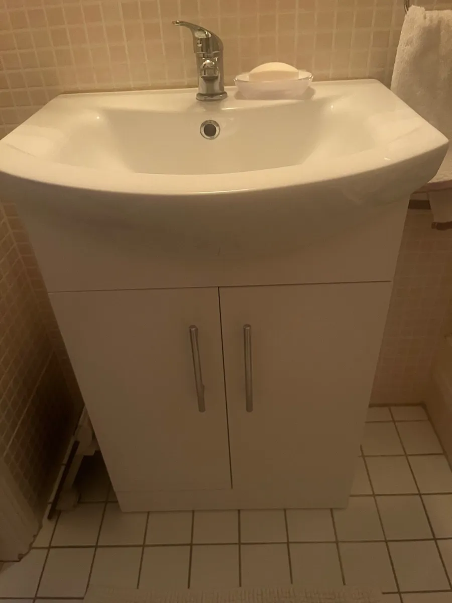 vanity unit