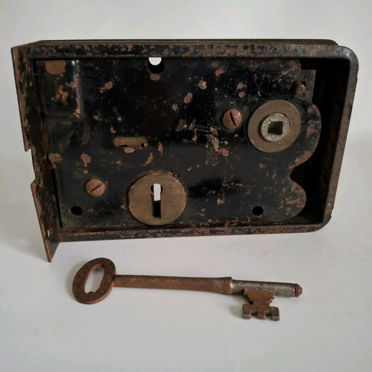 Rim Lock & Key - Image 3