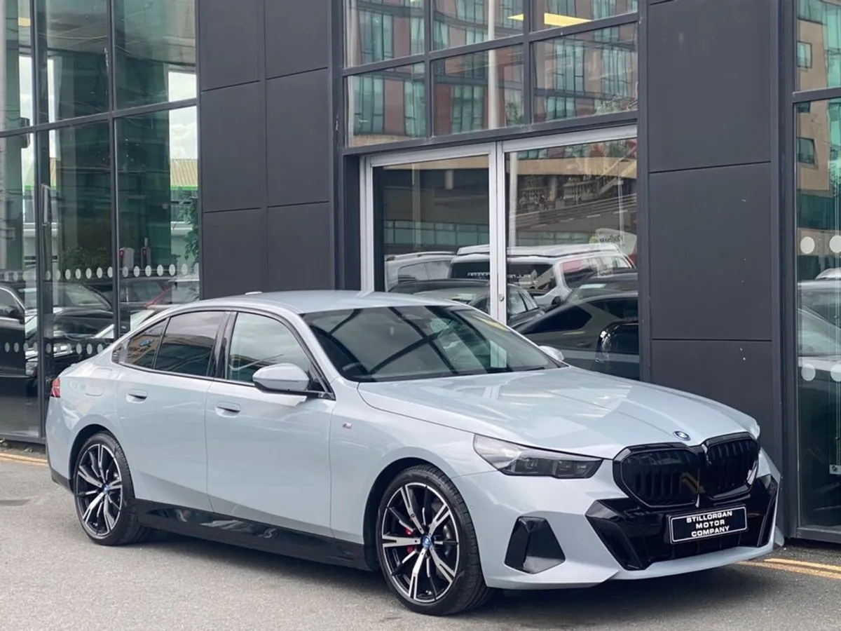 BMW 5 Series 530e M-sport Pro Auto (phev) - Image 3