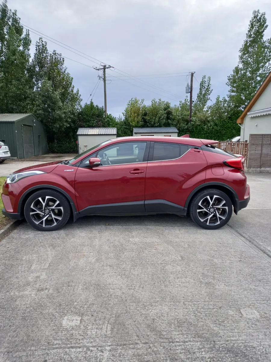 2019 Toyota C-HR 1.8 Petrol Hybrid - Image 4