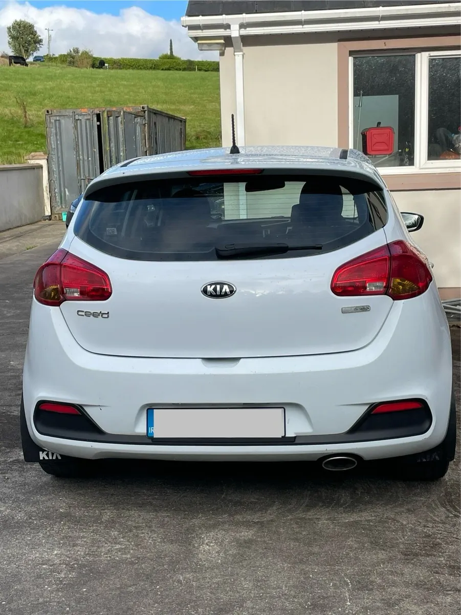 141 Kia Ceed Ecodynamics - Image 4