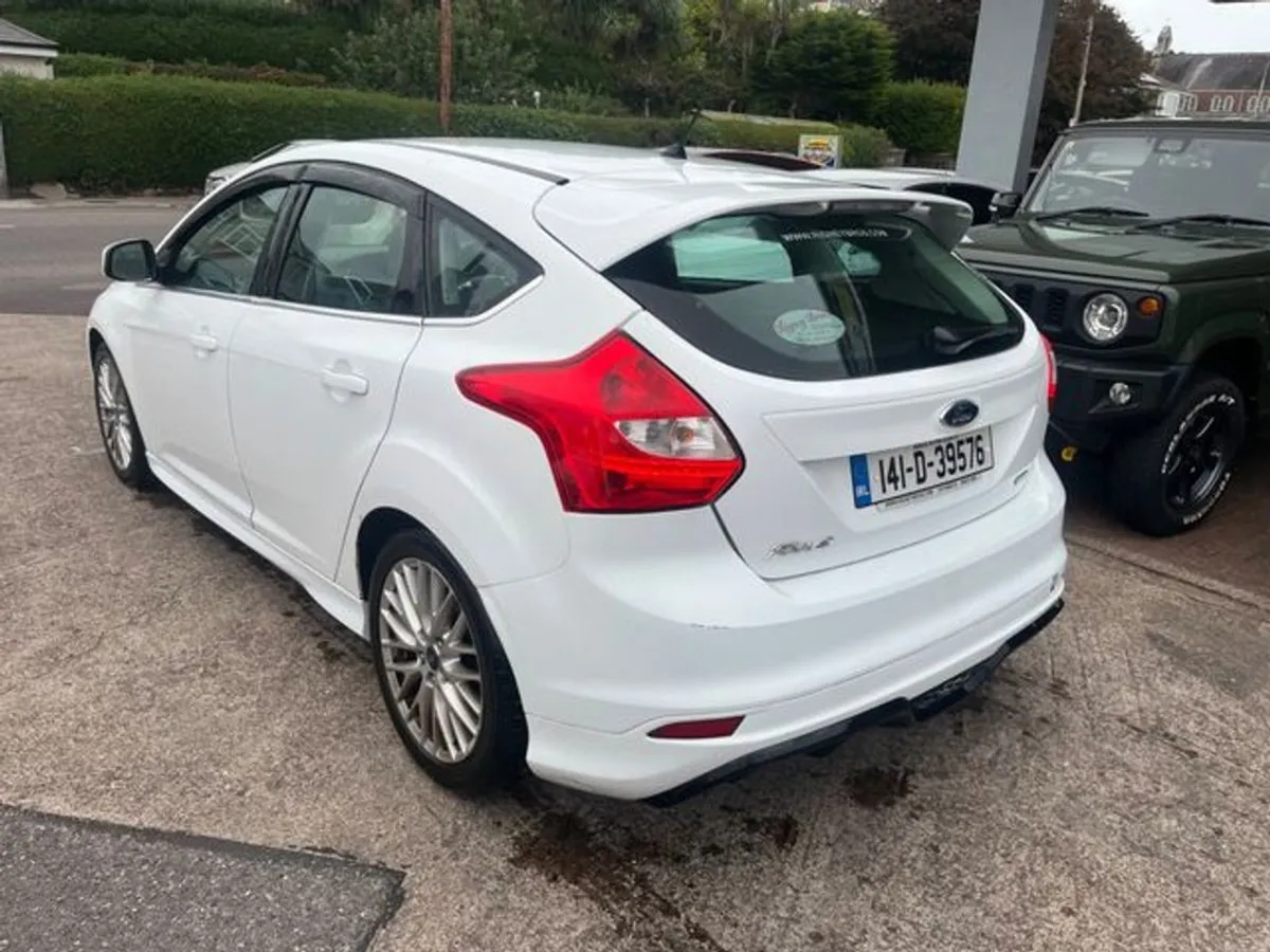 Ford Focus 1.0 Ecoboost Zetec S 125PS 5DR - Image 4