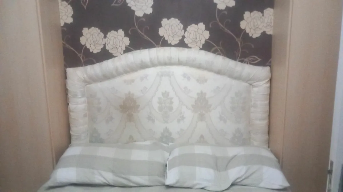 4ft6 headboard - Image 3