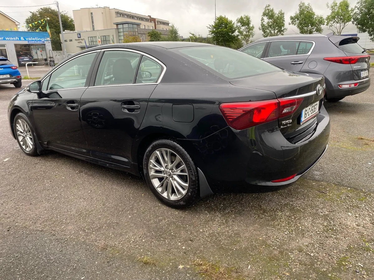 161 Toyota Avensis - Image 3