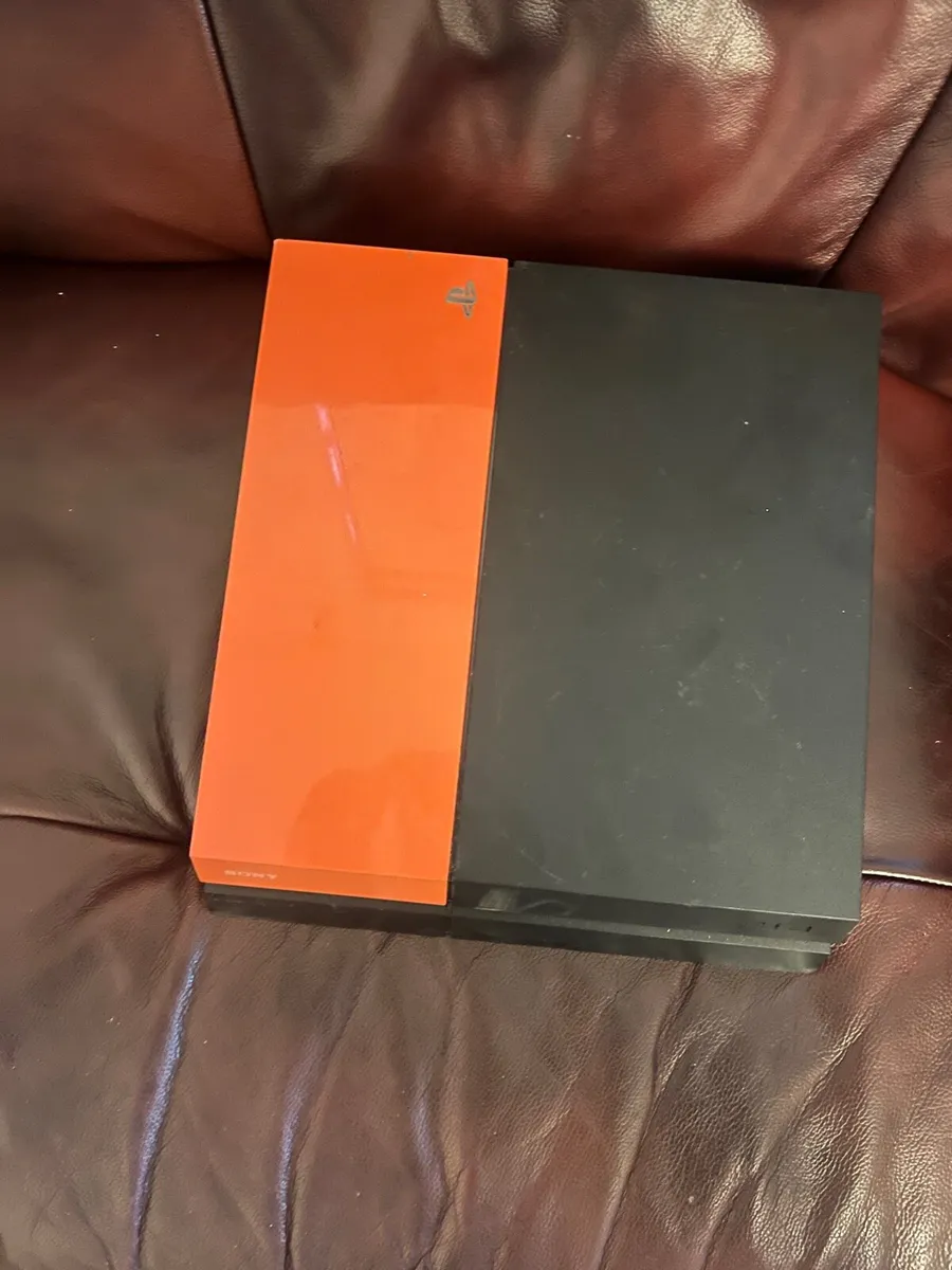 PlayStation 4 - Image 1