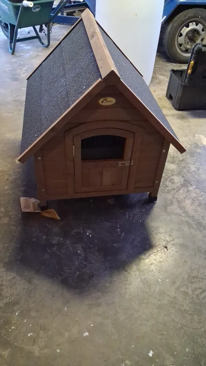 Dog house - Image 2