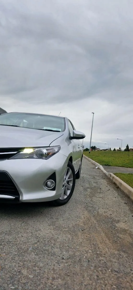 Toyota Auris - Image 2