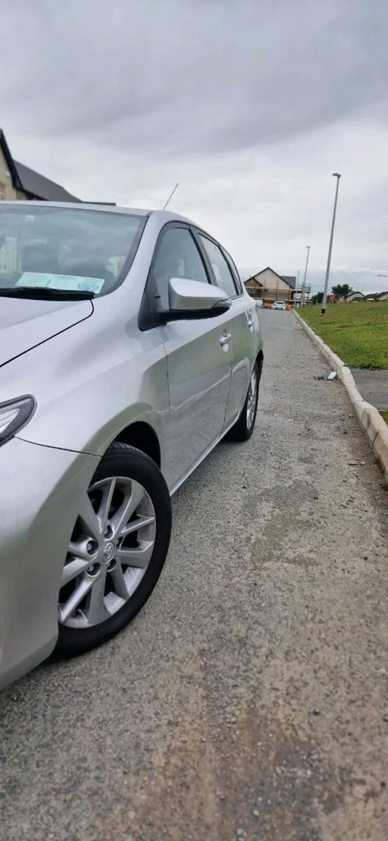 Toyota Auris - Image 3