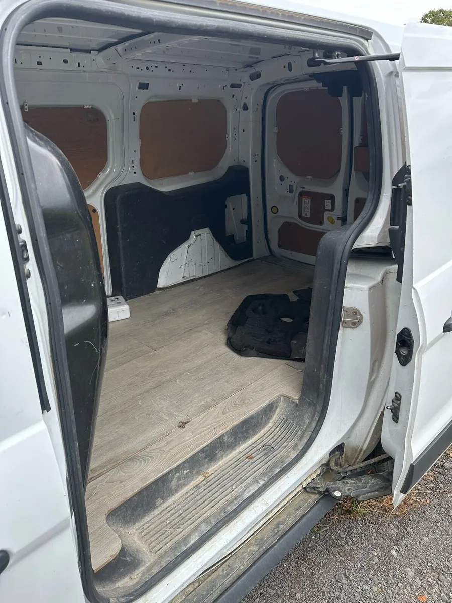 Ford Transit Connect Trend LWB 2014 - Image 3