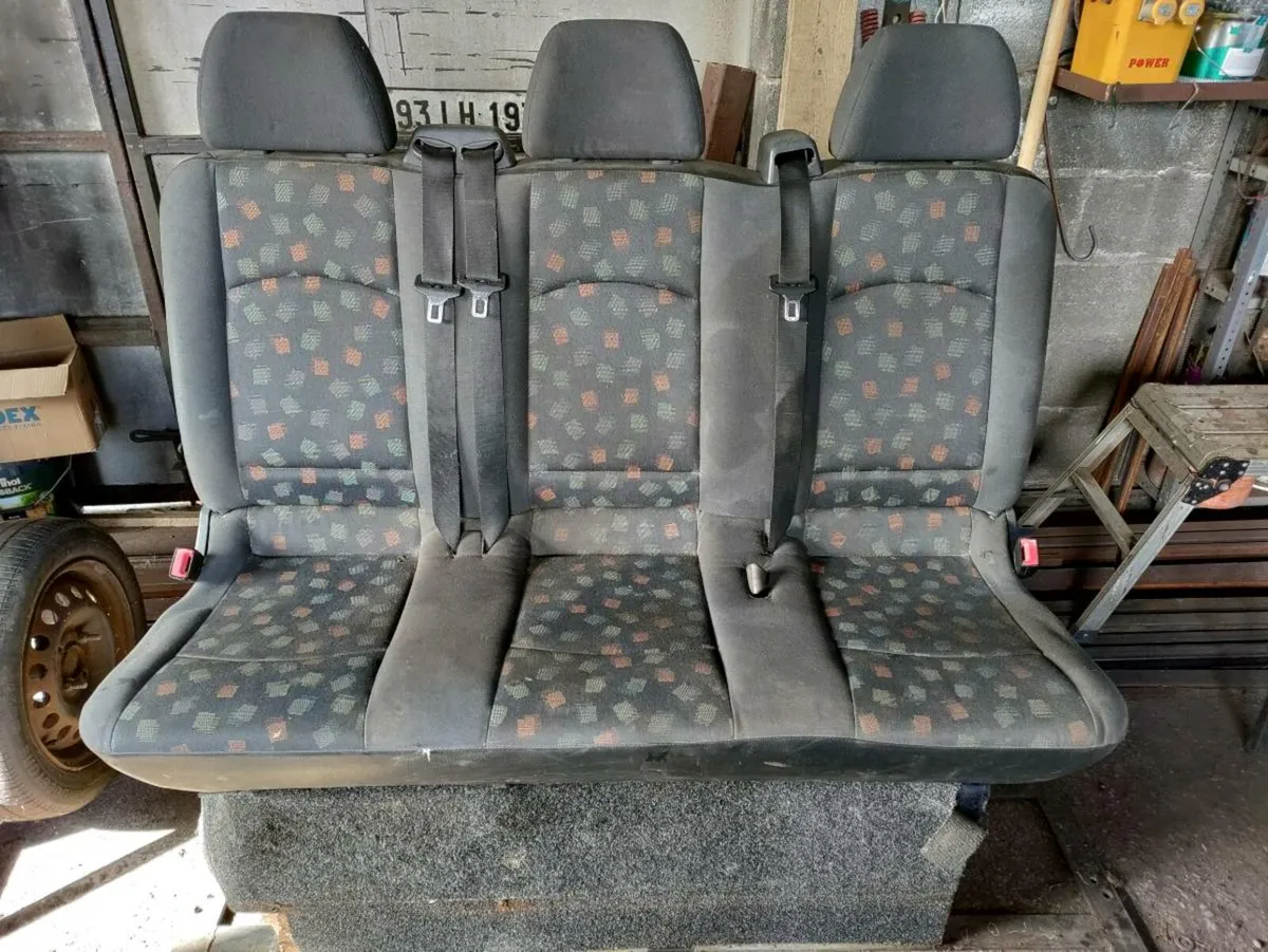 Crew cab seats - Image 4