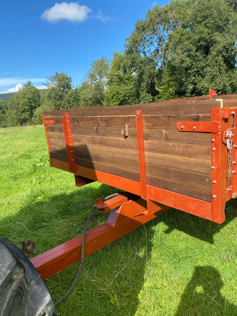 Tipping trailer fiat 580dt forsaleatMDoyleAuctions - Image 4