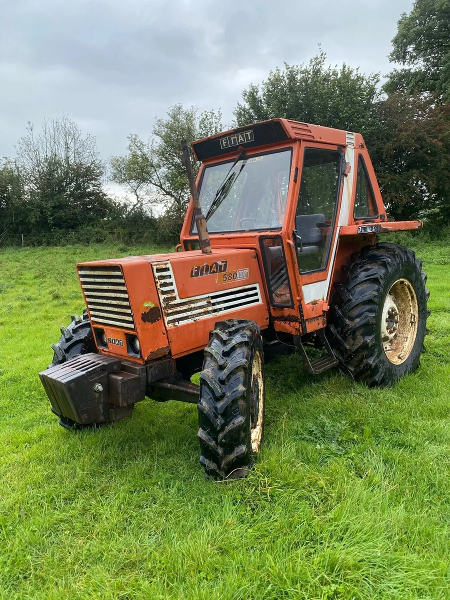 Fiat 580dt also restored Gillespie tipper - Image 1