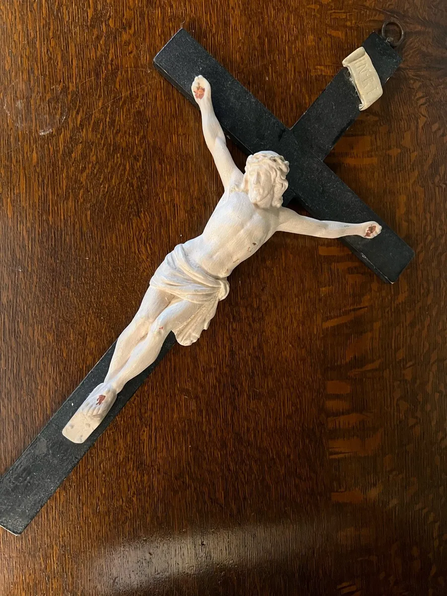 Large Vintage Crucifix - Image 2
