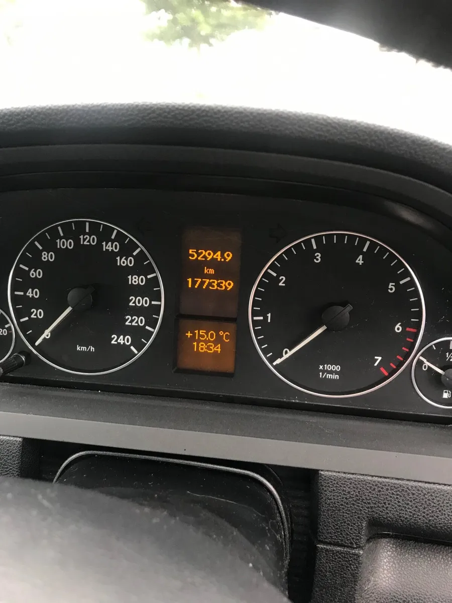 Mercedes A class 169 - Image 2
