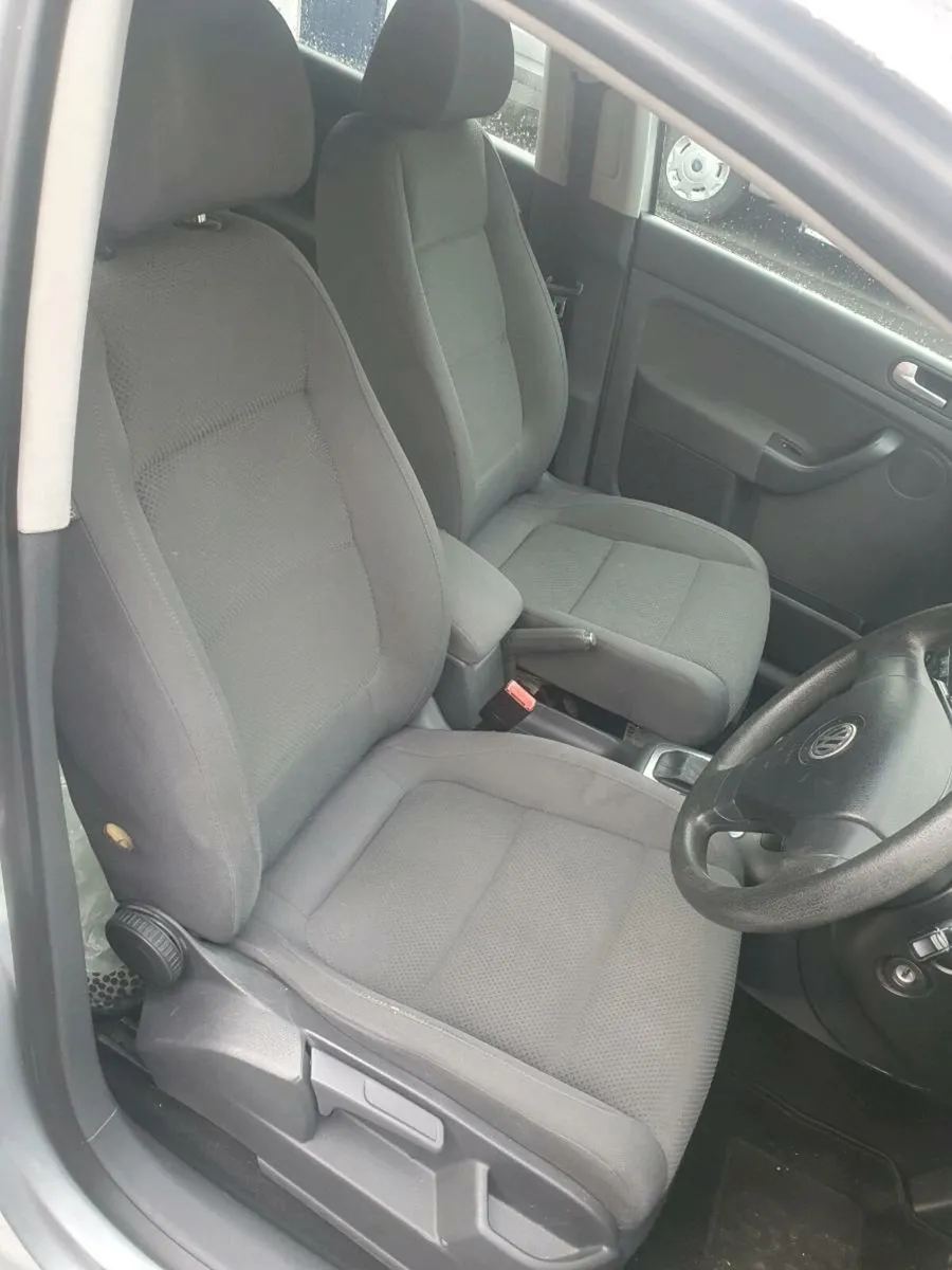 Vw Golf Plus 1.6mpi automatic - Image 3