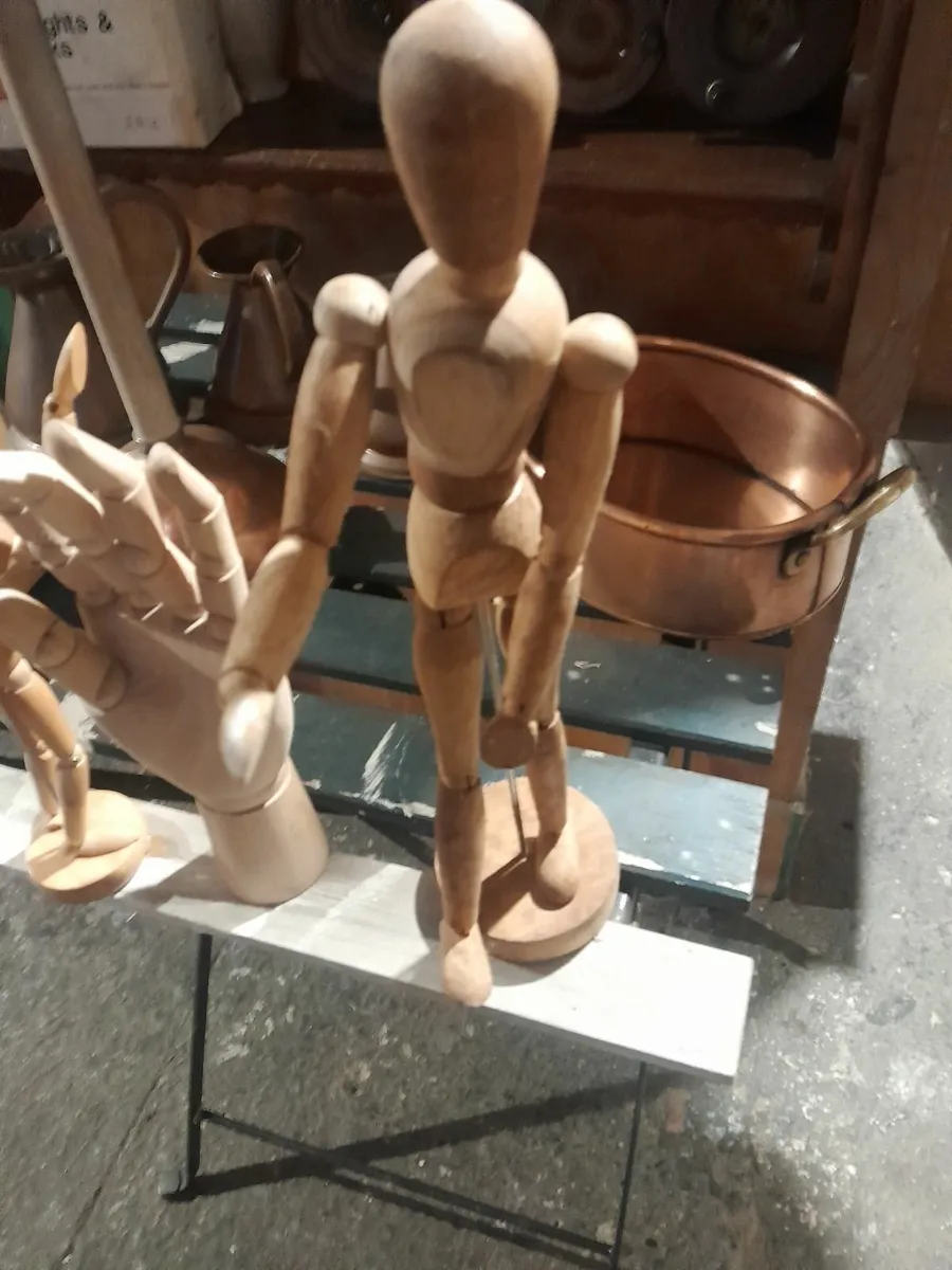 Three  artists  wooden  models - Image 4