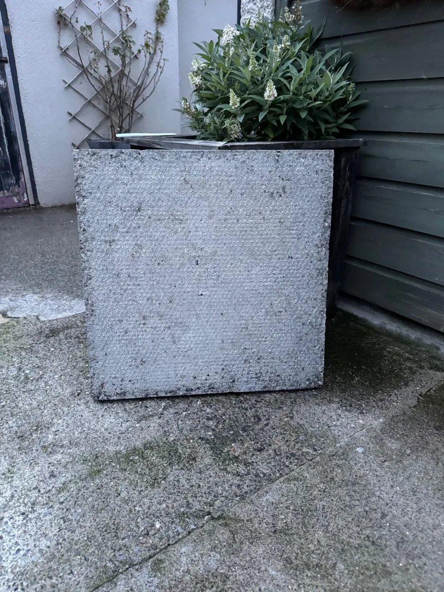 Patio - Image 1