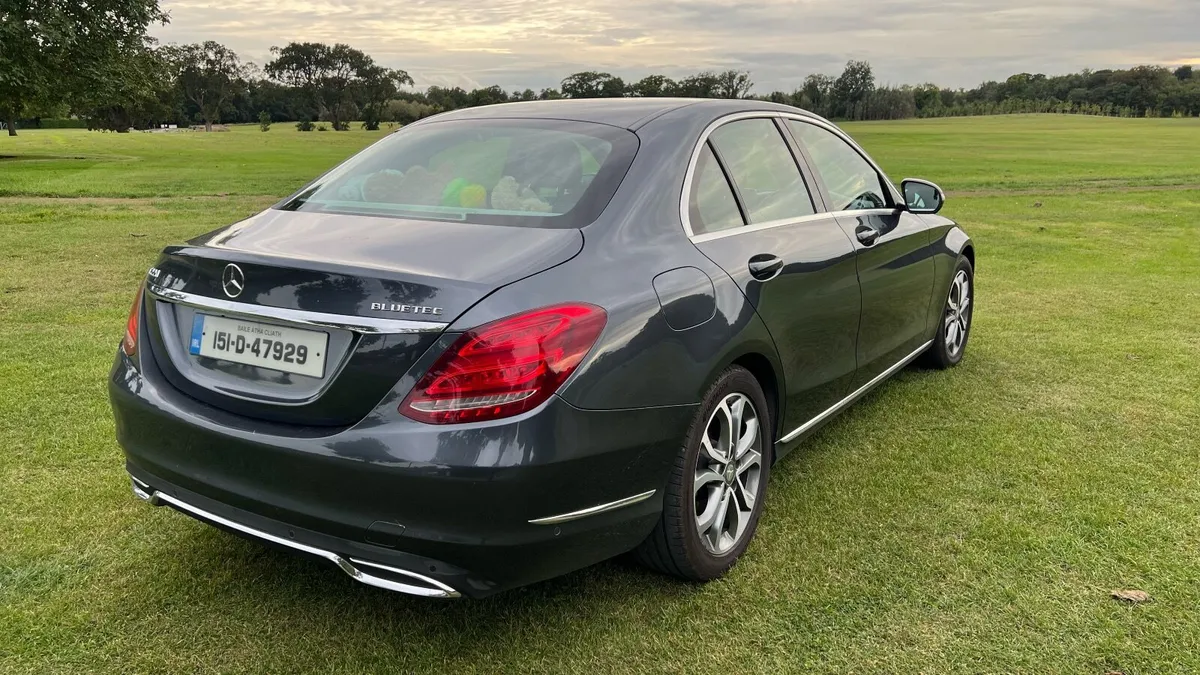 Mercedes-Benz C-Class 2015 - Image 4