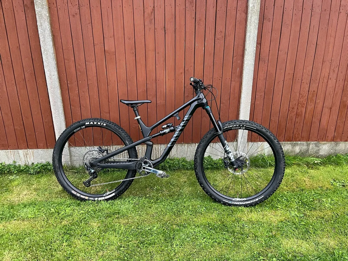 Canyon Spectral CF 7 - Image 1