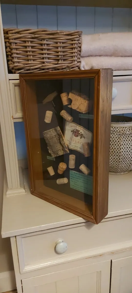 Wine display - Image 2