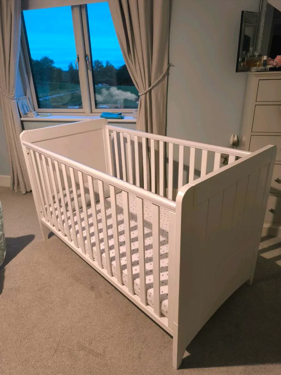 Cot - Image 2