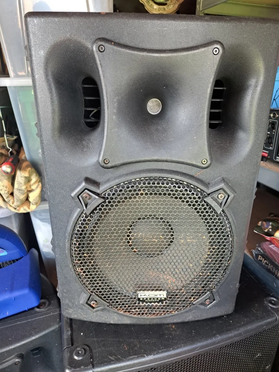 DJ Equipment - Image 1