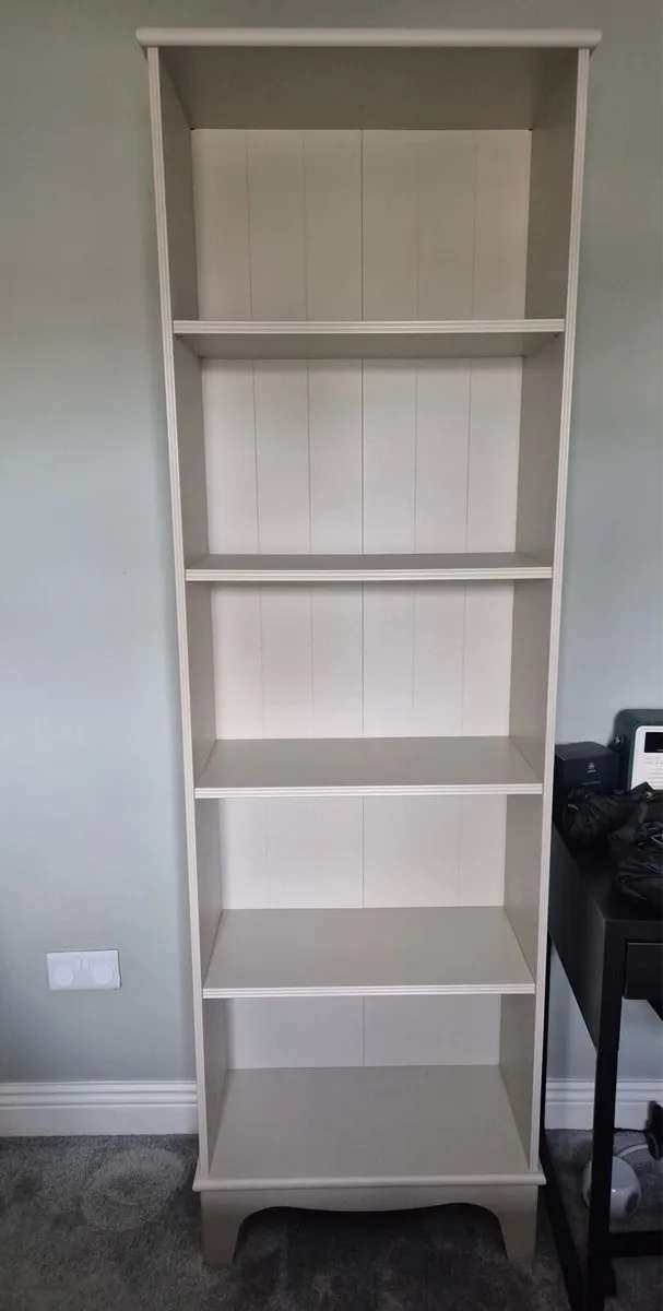 Bookcase - Image 1