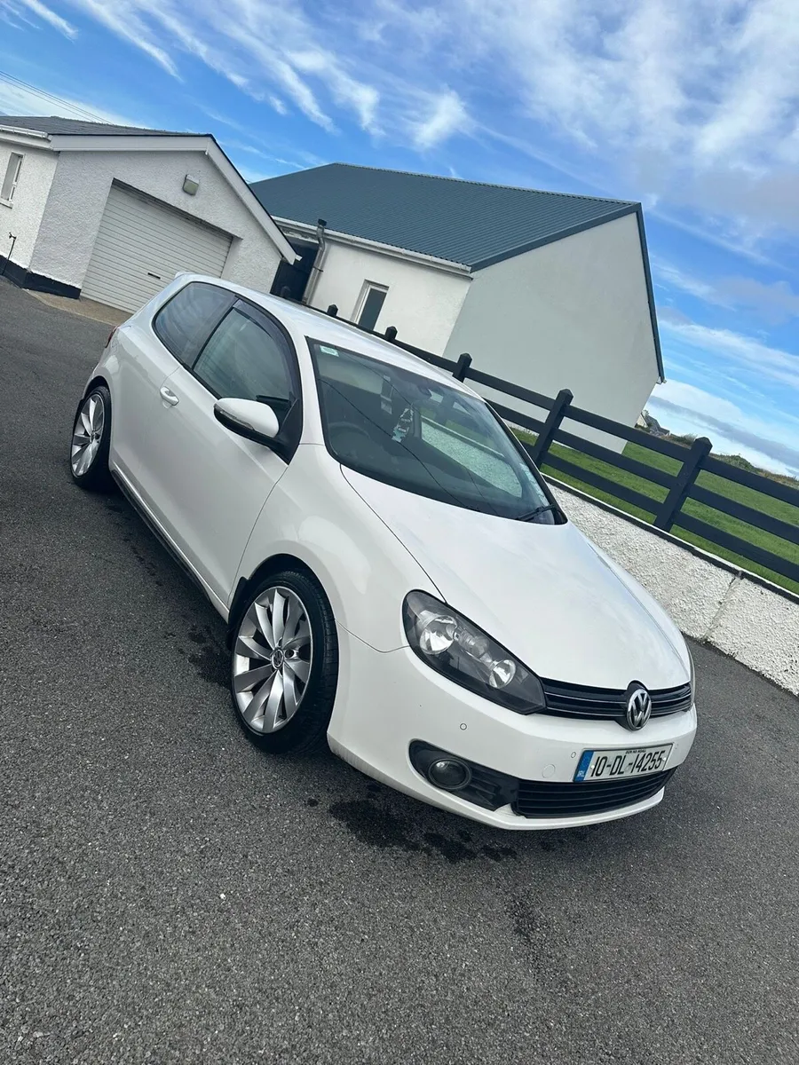 Volkswagen Golf - Image 1