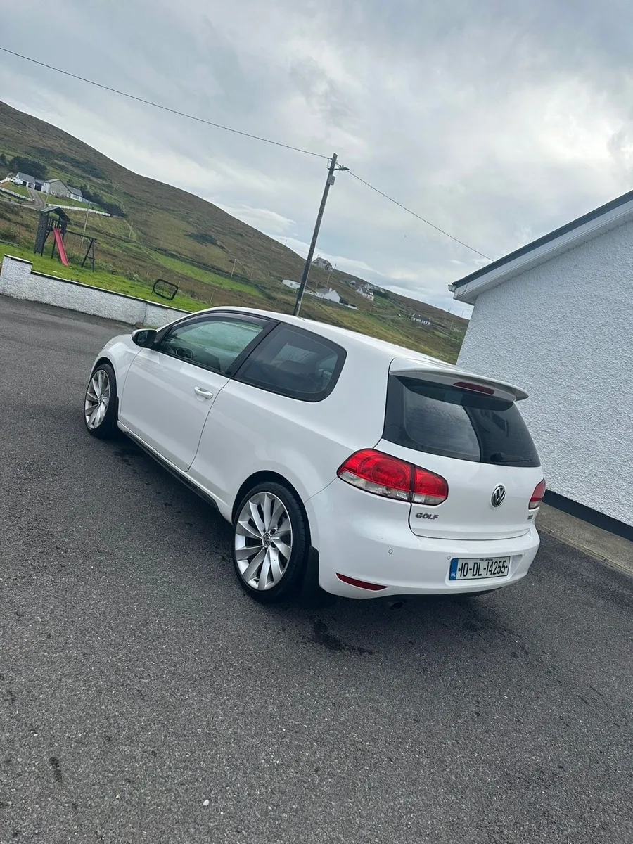 Volkswagen Golf - Image 4