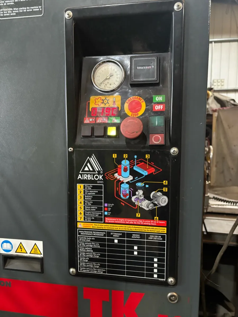 Screw compressor perfectly working - Image 4