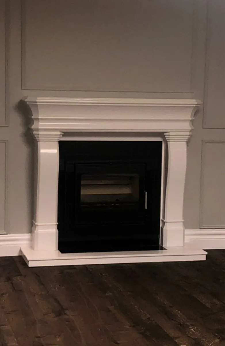 Inset fireplace and and surround Mantel piece - Image 1