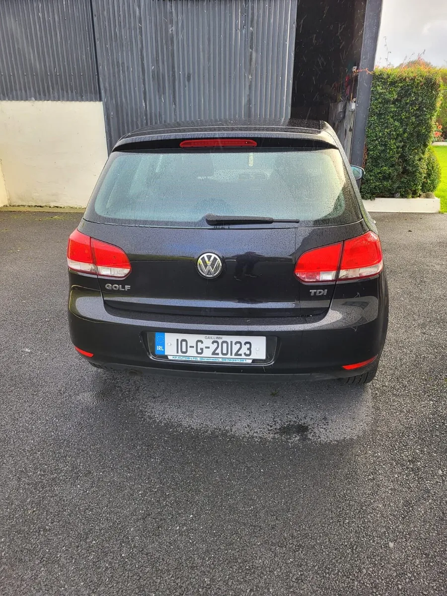Volkswagen Golf 2010 - Image 3