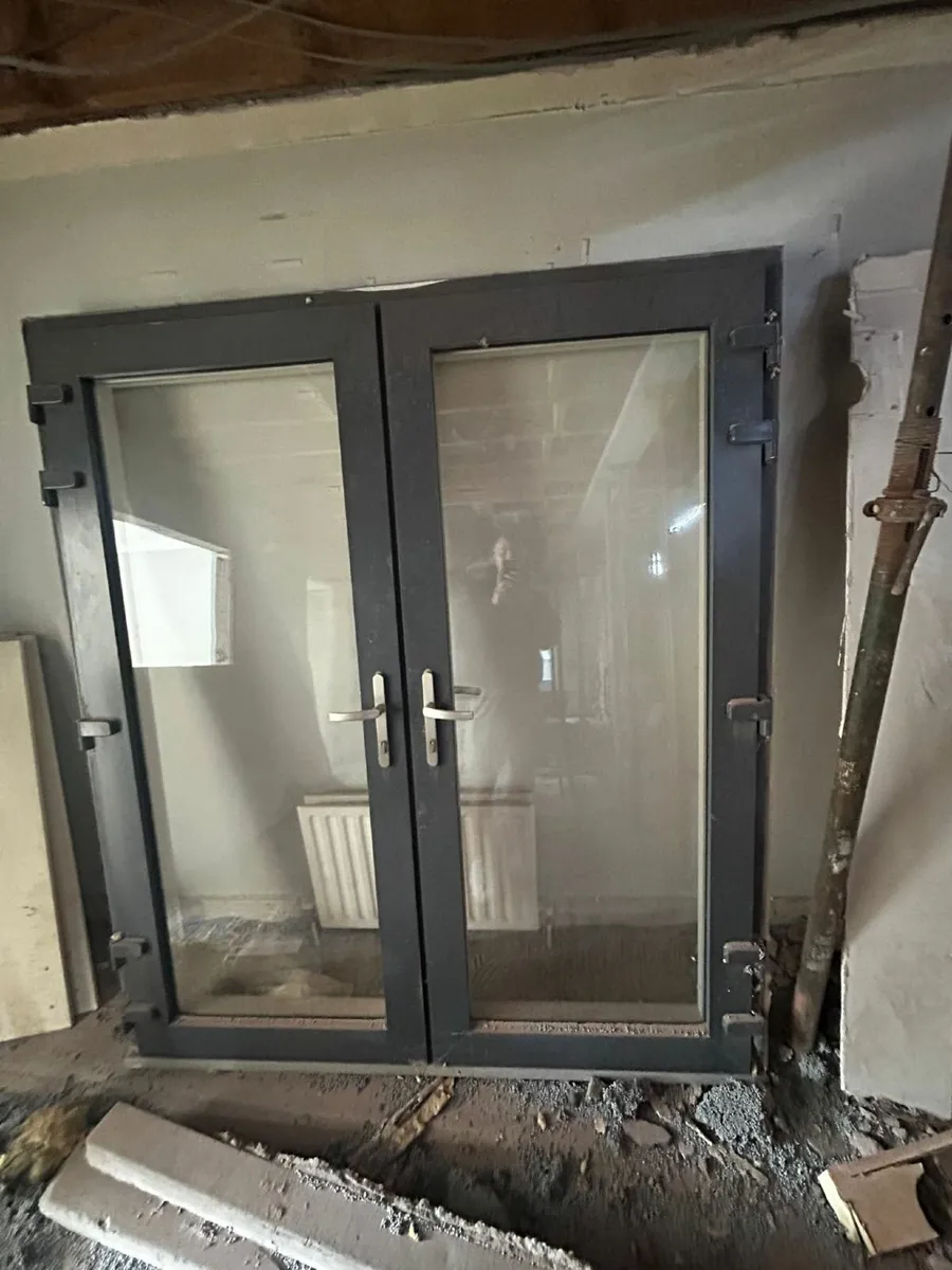 External doors - Image 2