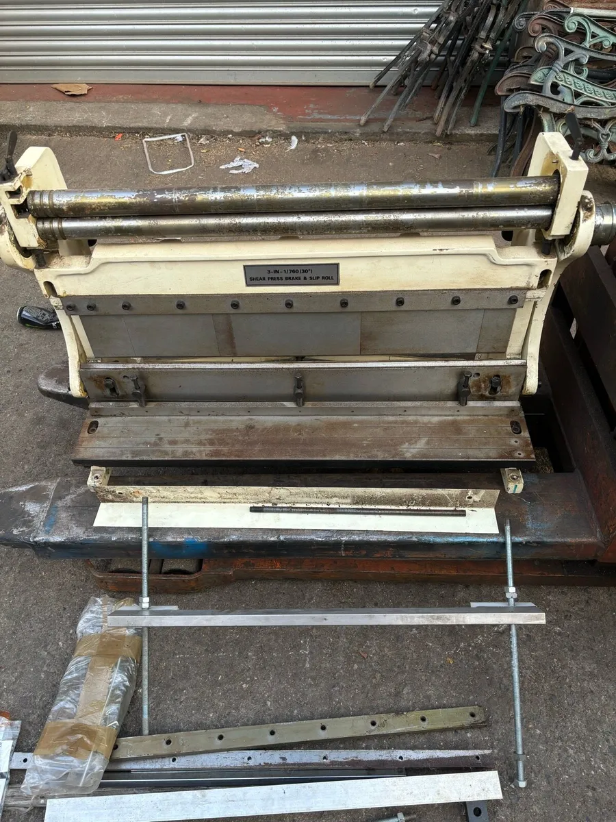 Axminister 3 in 1. Rolls folder guillotine - Image 4