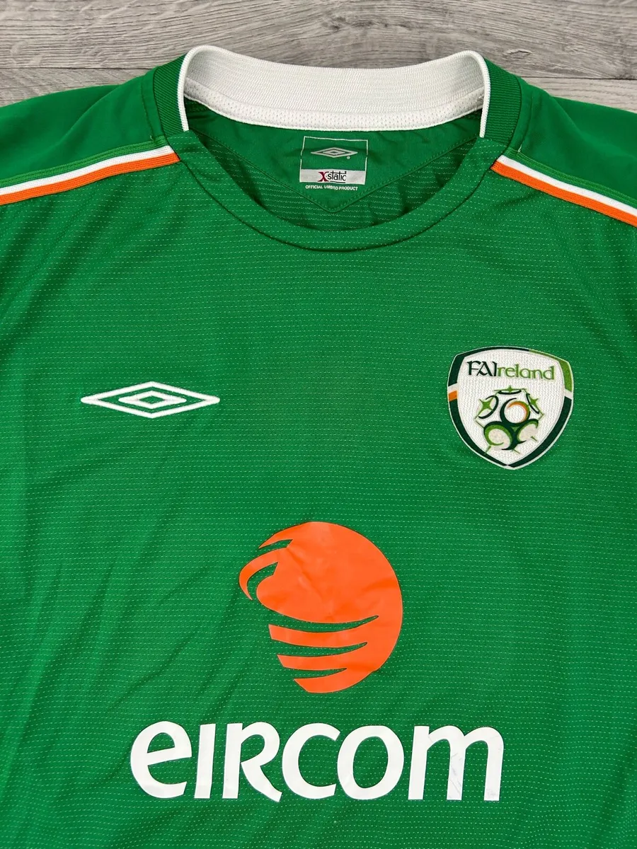 Vintage 2004 Umbro Ireland Home Jersey Shirt L - Image 3