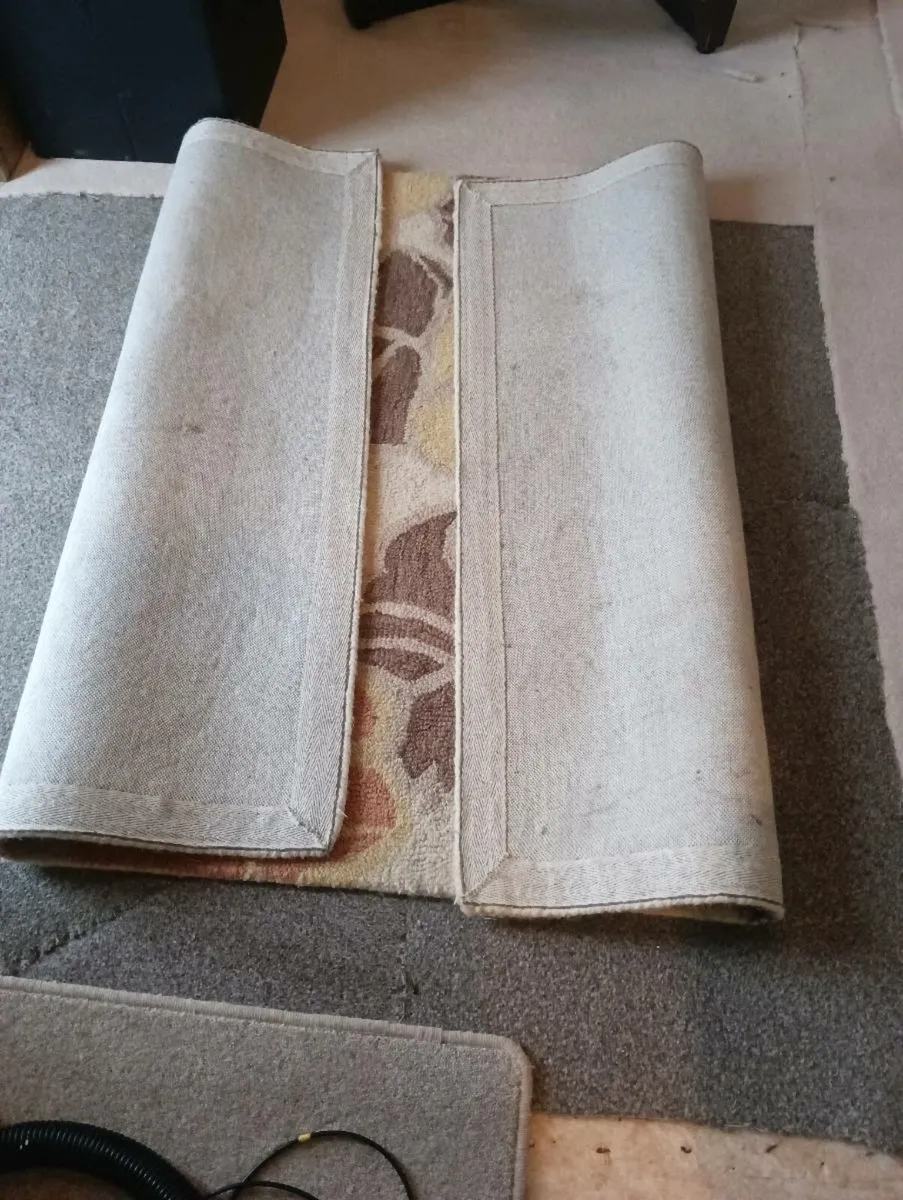 Beautiful quality rug - Image 3