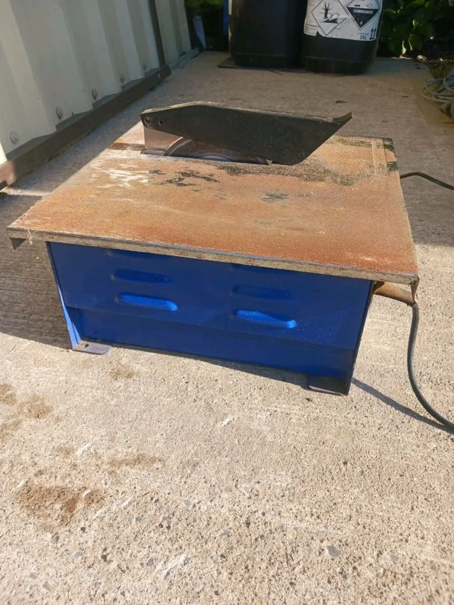 Tile cutter - Image 2