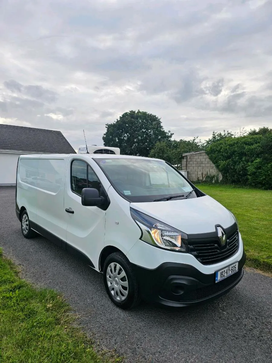 Renault traffic refrigerator van - Image 1
