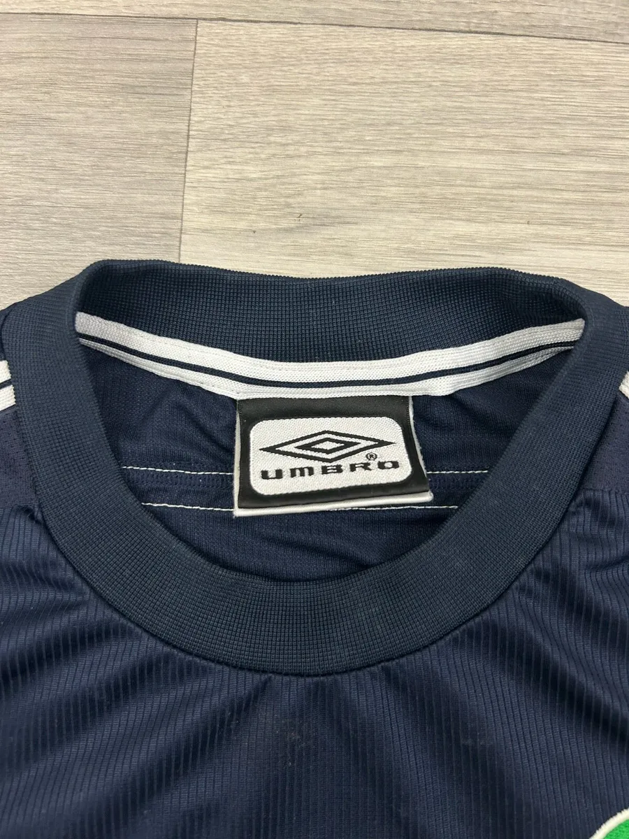 2001 Umbro Ireland Training Warm Up Jersey Shirt - Image 3