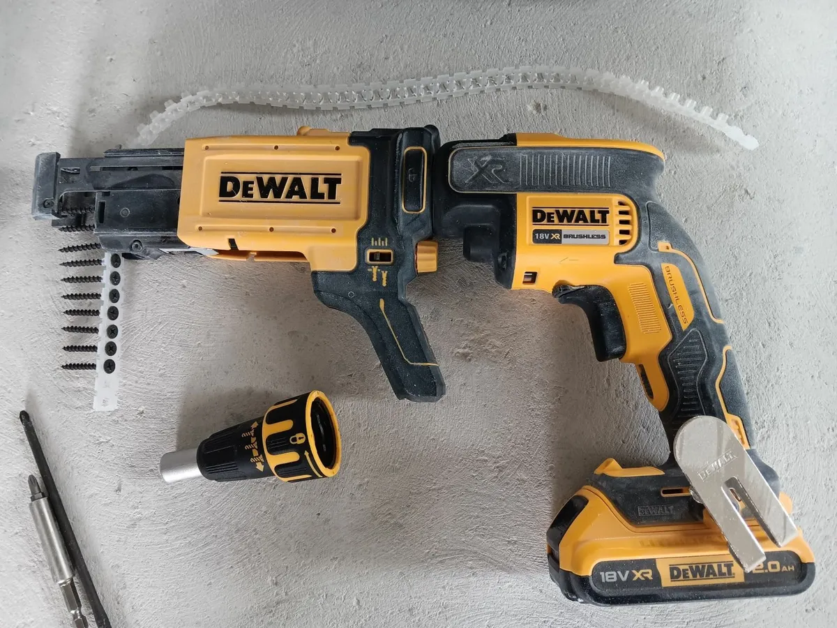 Dewalt DCF620D2K Collated Drywall Screwdriver - Image 2