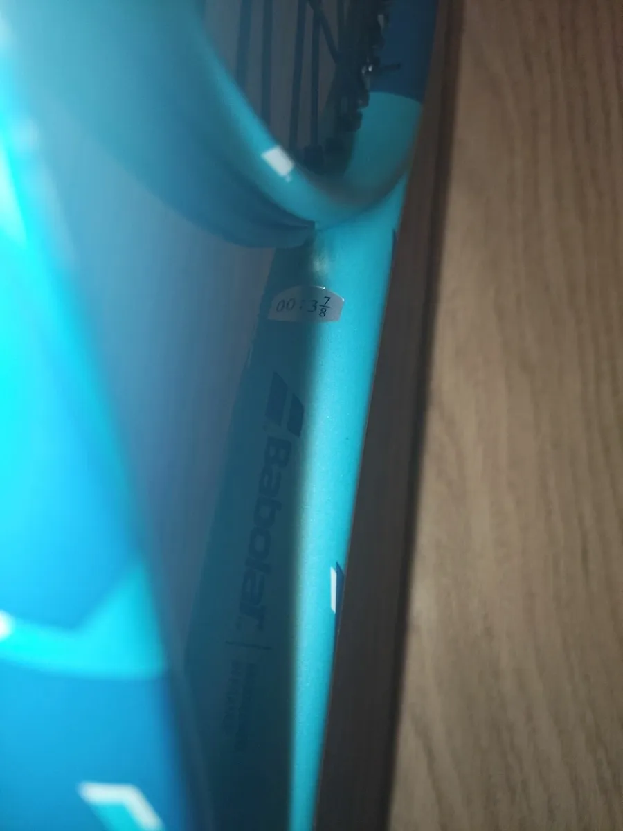 Tennis racket - Image 3