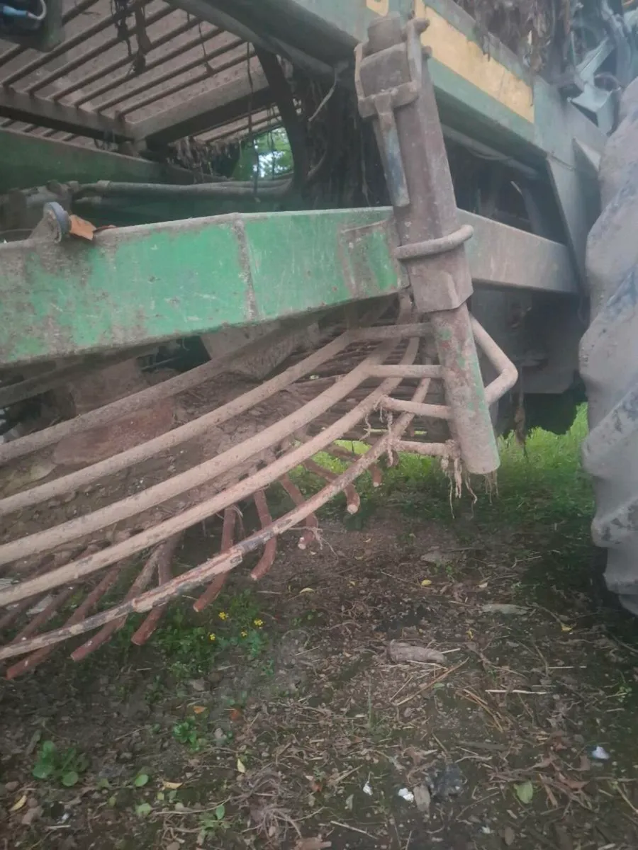 Thyregod T7 beet harvester - Image 2