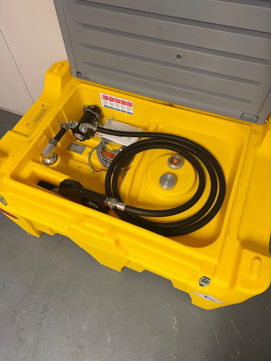 Fuel Bowser - Image 4