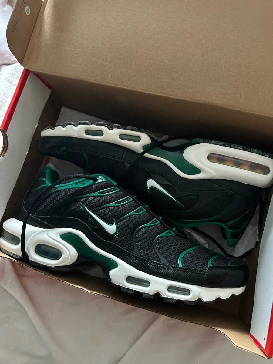 Unworn Nike TN’s - Image 1