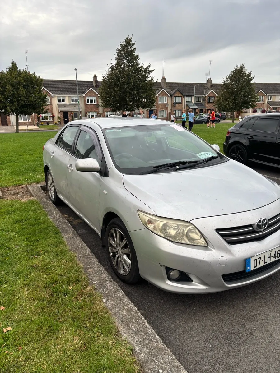 Toyota Corolla - Image 2