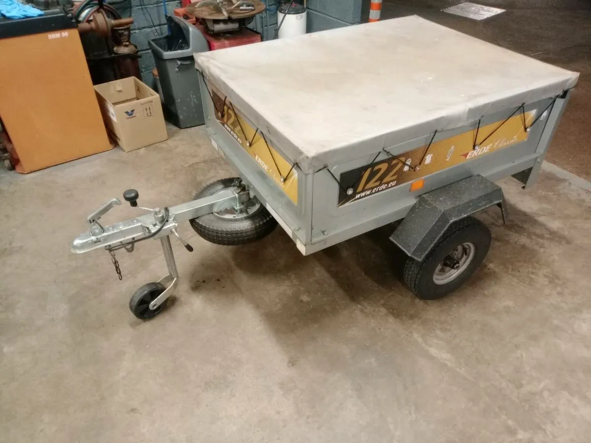 Erde 122 car trailer - Image 1
