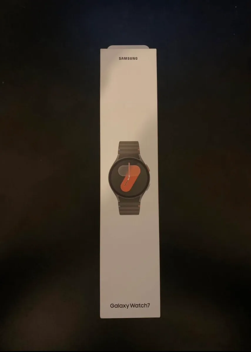Galaxy watch 7 40mm - Image 1